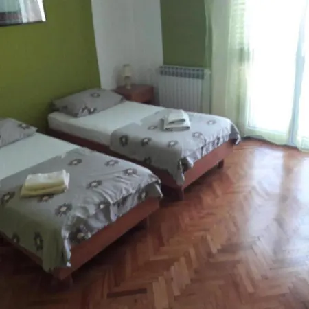 Amalia Apartment