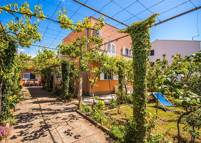 דירה Amalia זאדאר